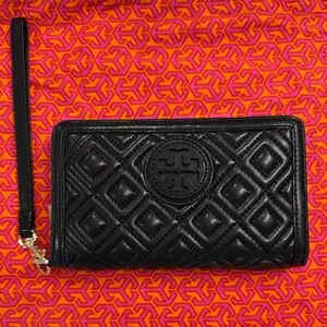 Tory Burch Marion Quilted Wallet/Wristlet